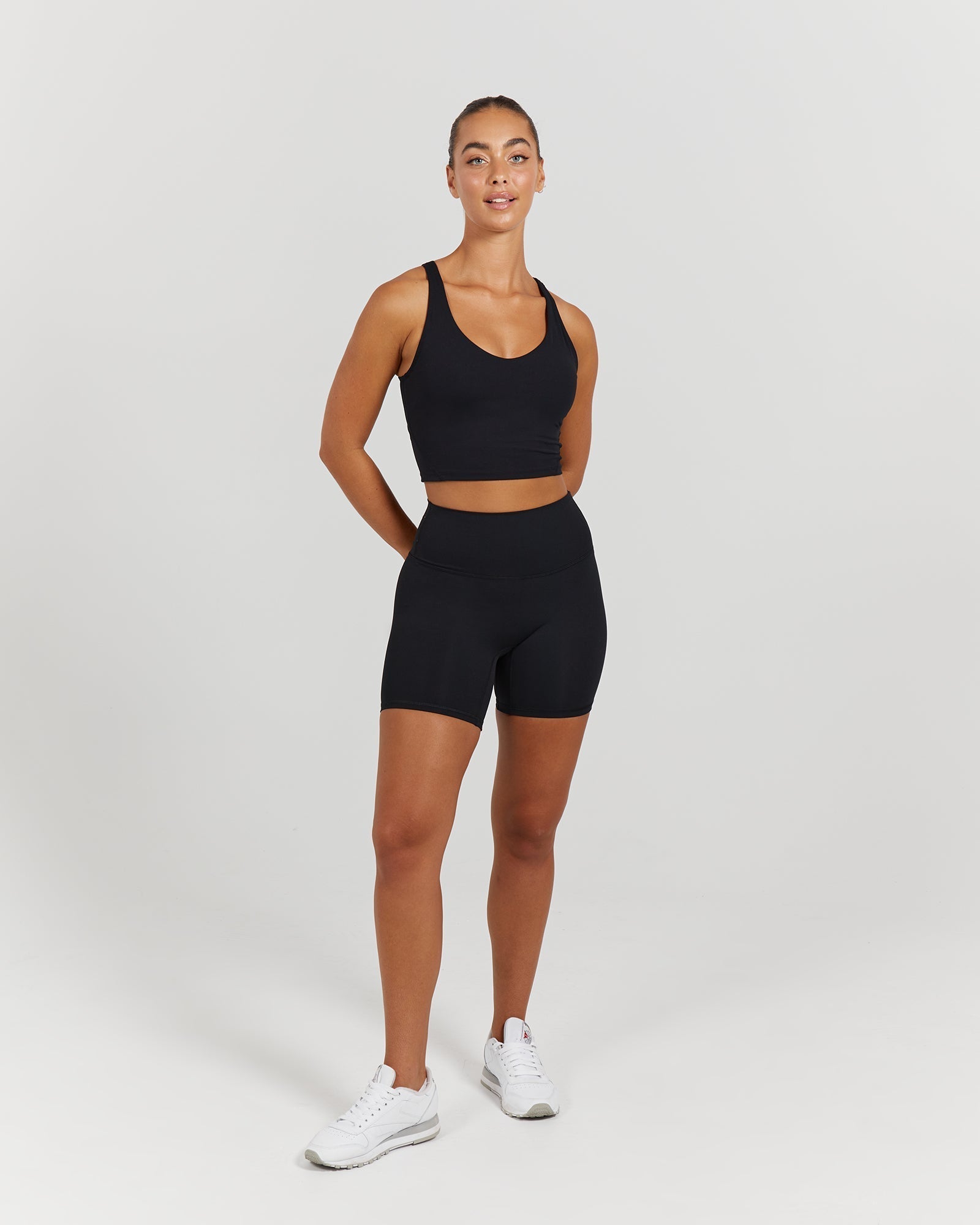 LUXE BROOKE CROP TOP - BLACK