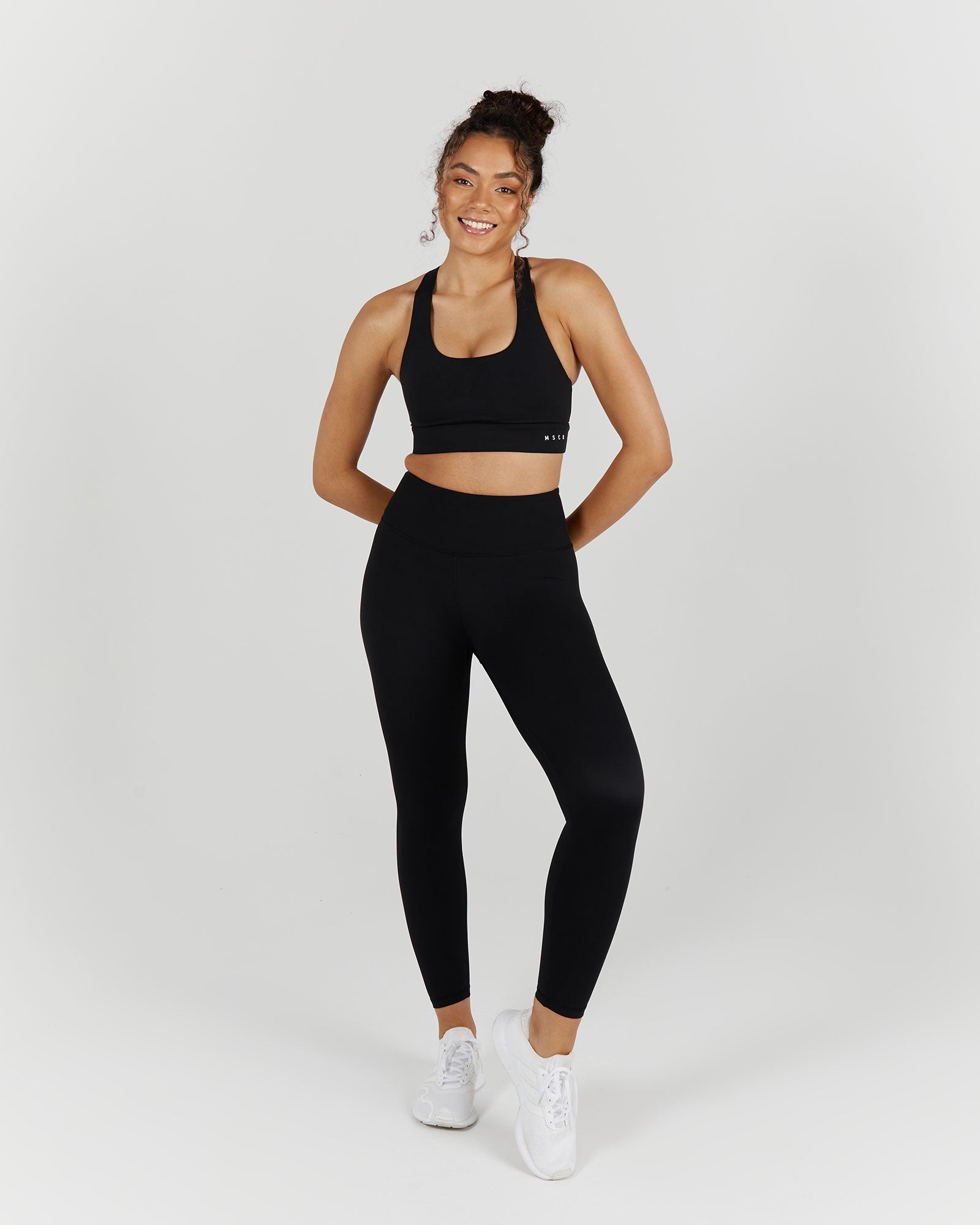 STRUCTURE III SPORTS BRA - BLACK